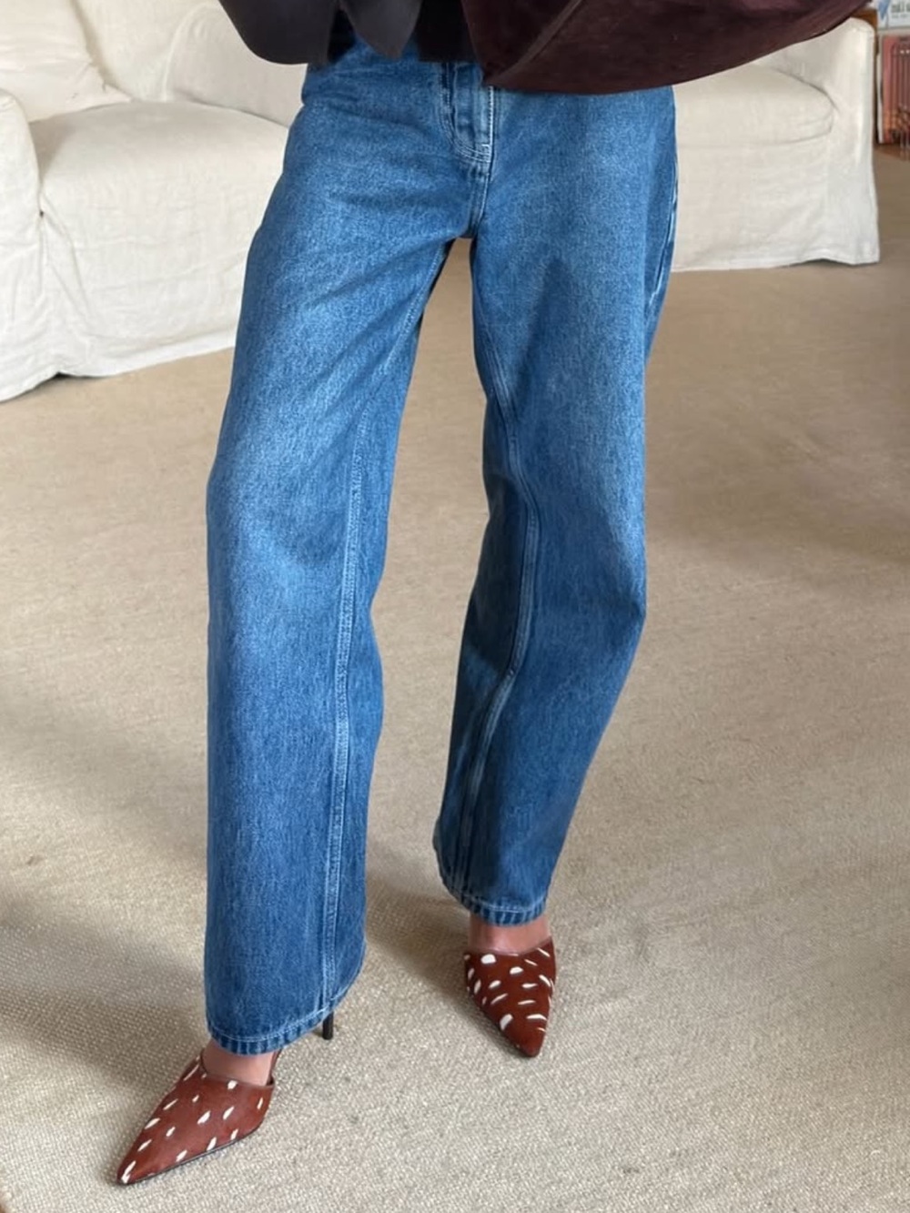 Levi's 501 90’s Straight-Leg Jeans in Medium Indigo Blue